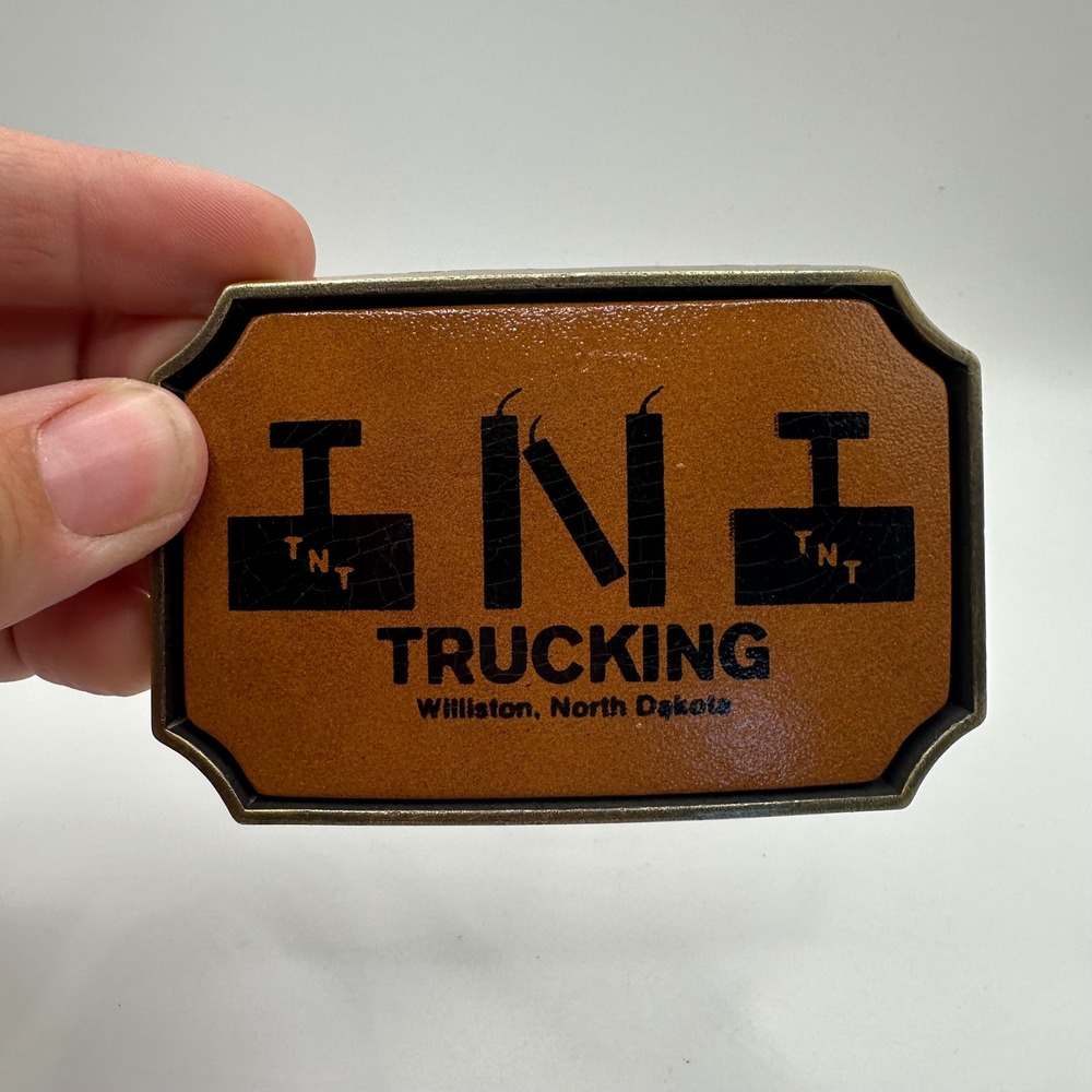 VTG TNT Trucking Williston North Dakota Belt Buckleā Brass Tone Western Cowboy